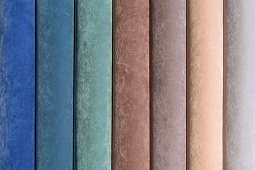 Диваны в интерьере гостиной-35, Большой выбор ткани и материалов для обивки на заказ